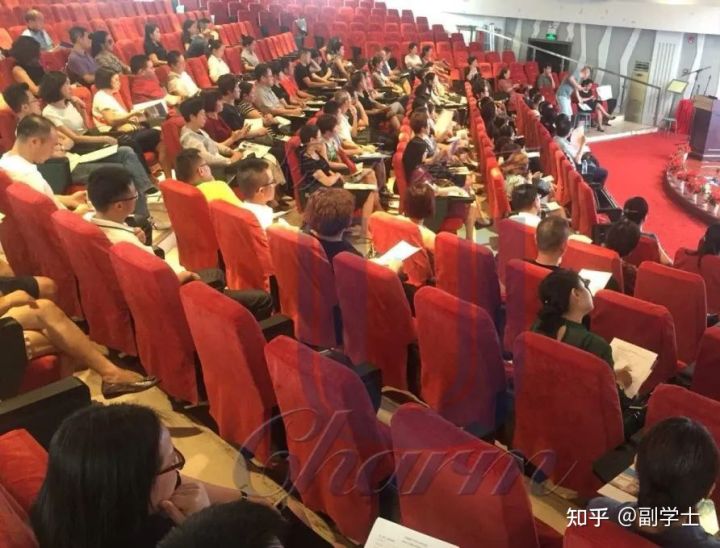 高考直加167分，她通过副学士成功逆袭了香港城市大学